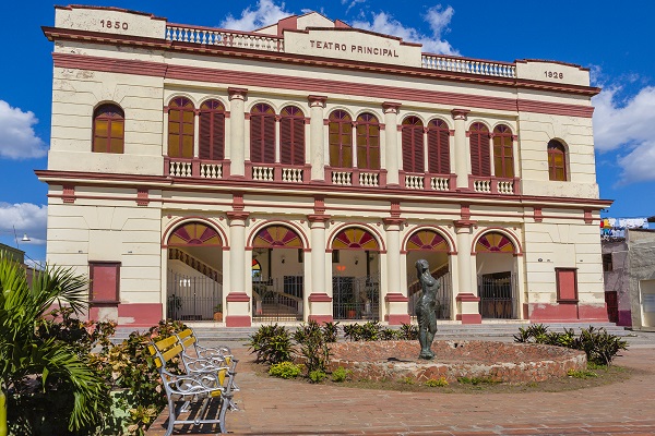 The Teatro Principal is a neoclassical theatre built in 1850. Camagüey is one of the most beautiful cities of Cuba, with lots of well-preserved colonial buildings, most dating from the 18th and 19th centuries. Founded in the mid 1500's, the city is a maze of streets and alleyways, a sort of labyrinth created, maybe, on purpose to confuse the pirates, who were once the terror of the island. Many colonial buildings and churches give onto alleys and beautiful squares. The city is a UNESCO World Heritage Site since 1988.